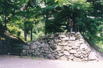 1715807670-Inawashiro-Castle-near-Aizu.jpg