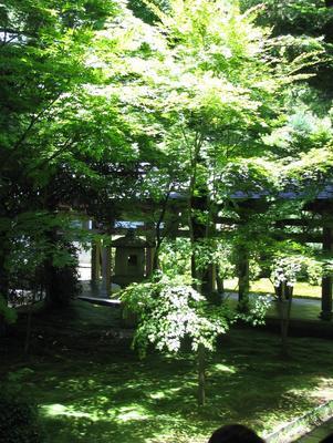 1018404077-245-Garden-at-Ryoan-ji.jpg