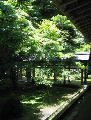 1693565152-246-Garden-at-Ryoan-ji2.jpg
