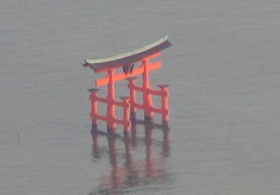 1162035644-443-Testing-the-Zoom.jpg